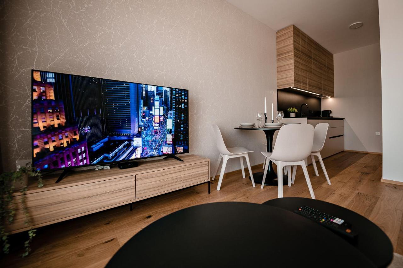 Sodoben Apartma V Centru Ljubljane Liubliana Exterior foto