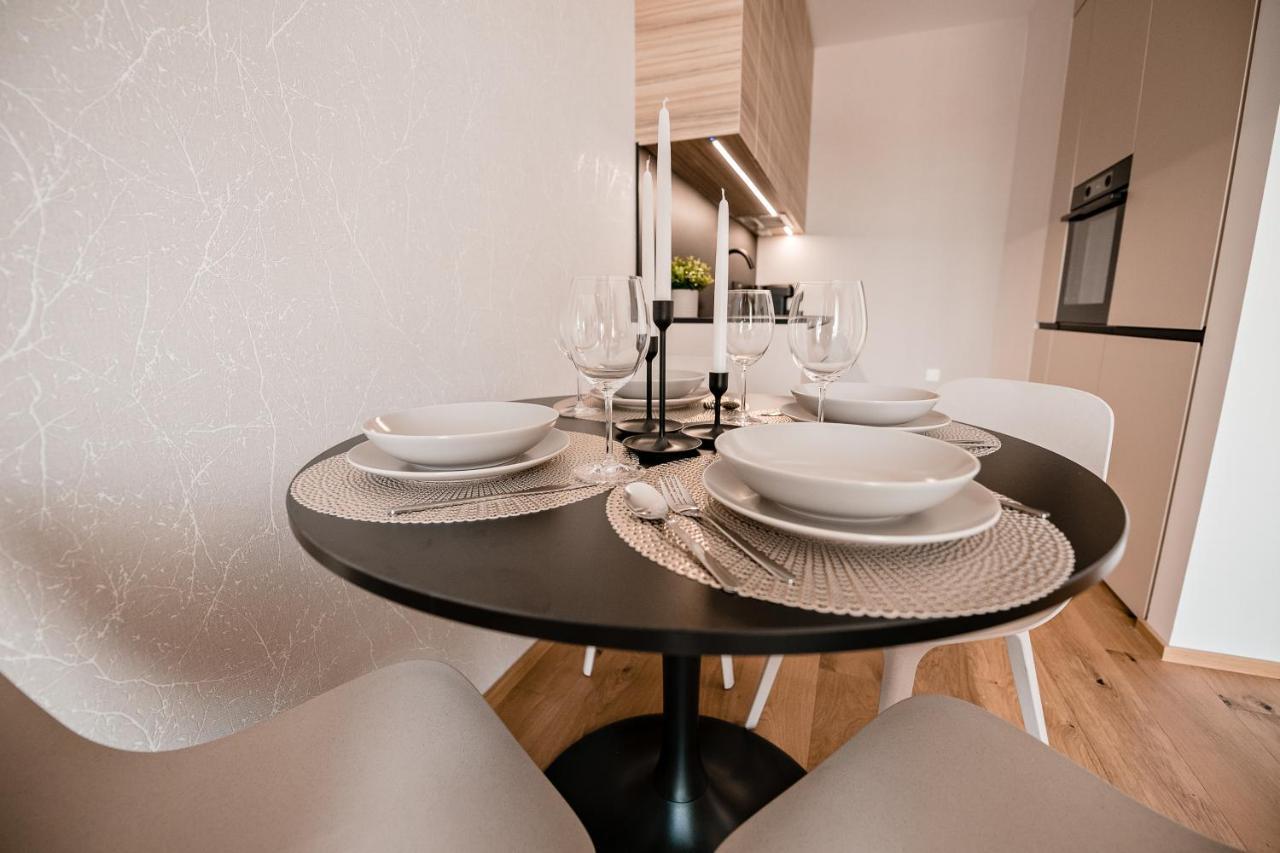 Sodoben Apartma V Centru Ljubljane Liubliana Exterior foto